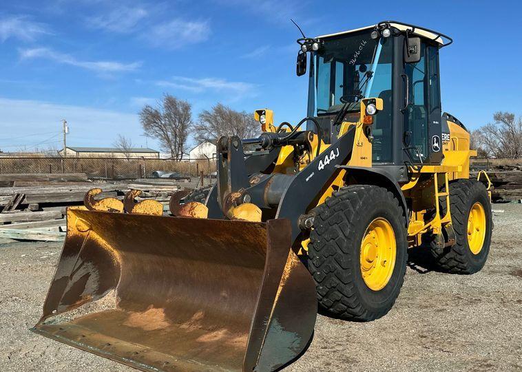 2006 John Deere 444J